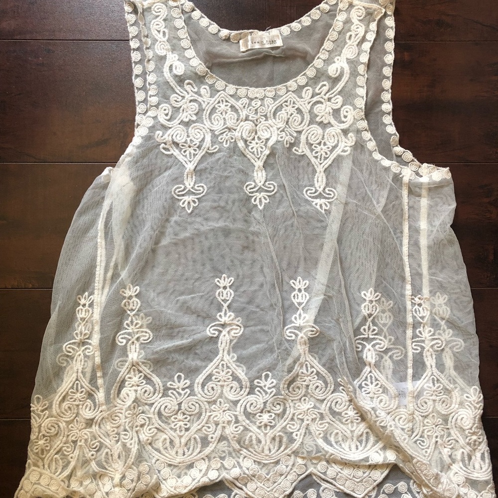 Tea n rose top - Picture 2 of 3